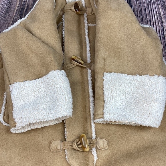 Baby Gap Faux Suede (Poly) & Shearling Bear Snow Onesie - Sz 6-12 Month - Picture 8 of 15